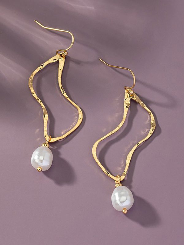 Pearl Essence Earrings Supply